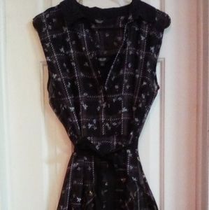 Vera Wang sleeveless shirt dress